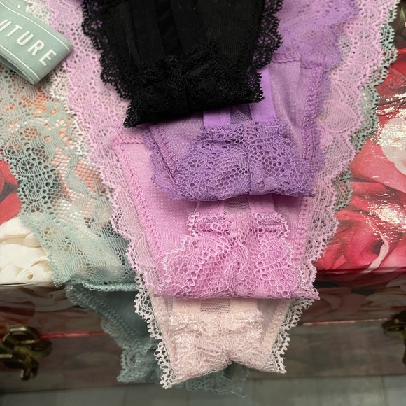 💖NWT JUICY COUTURE THONGS💖 - Picture 7 of 12